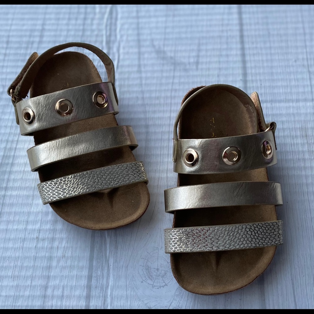 Tahri Gold Sandals